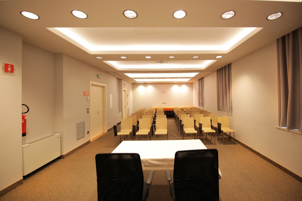 Hotel Major Ronchi Dei Legionari Buitenkant foto